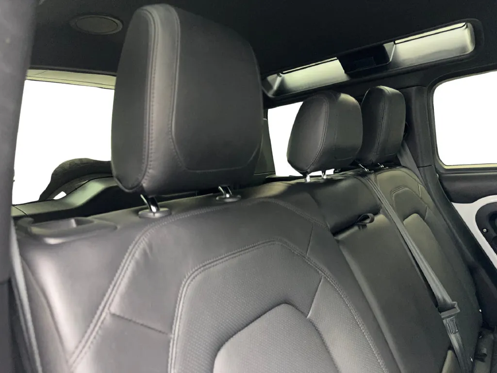 2023 Land Rover Defender V8 - Photo 42