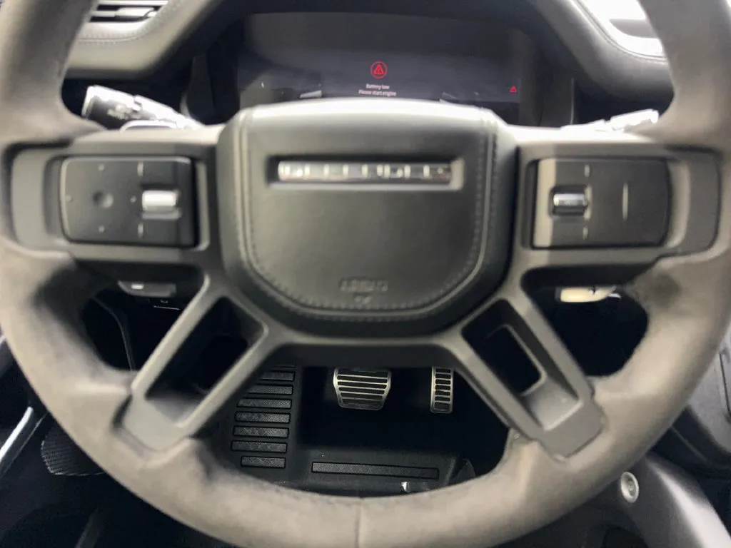 2023 Land Rover Defender V8 - Photo 59