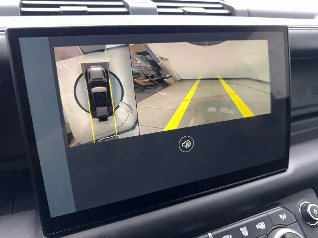 2023 Land Rover Defender V8 - Photo 67
