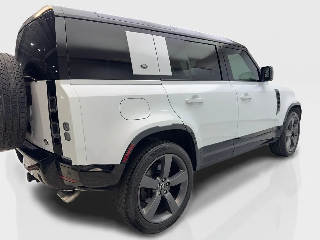 2023 Land Rover Defender V8 - Photo 15