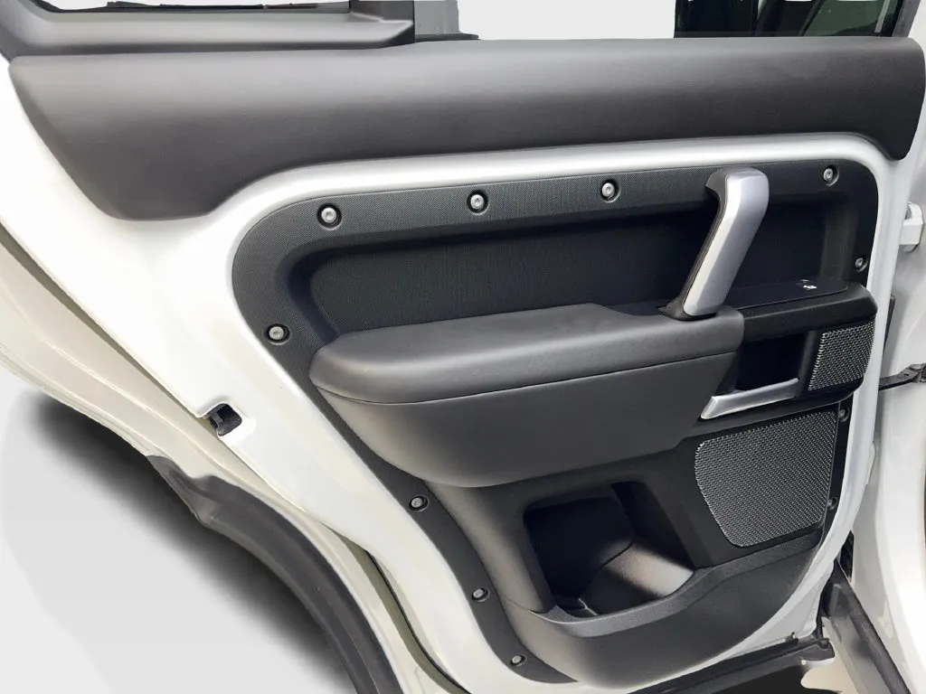 2023 Land Rover Defender V8 - Photo 39