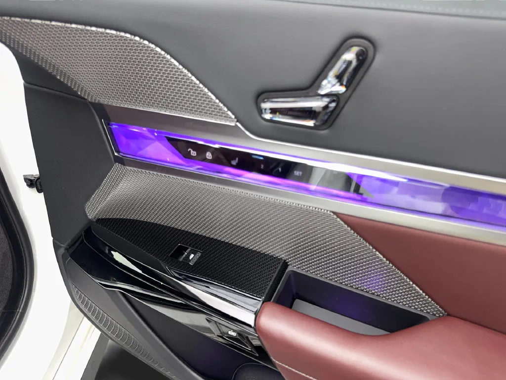 BMW 7 Series photo 49