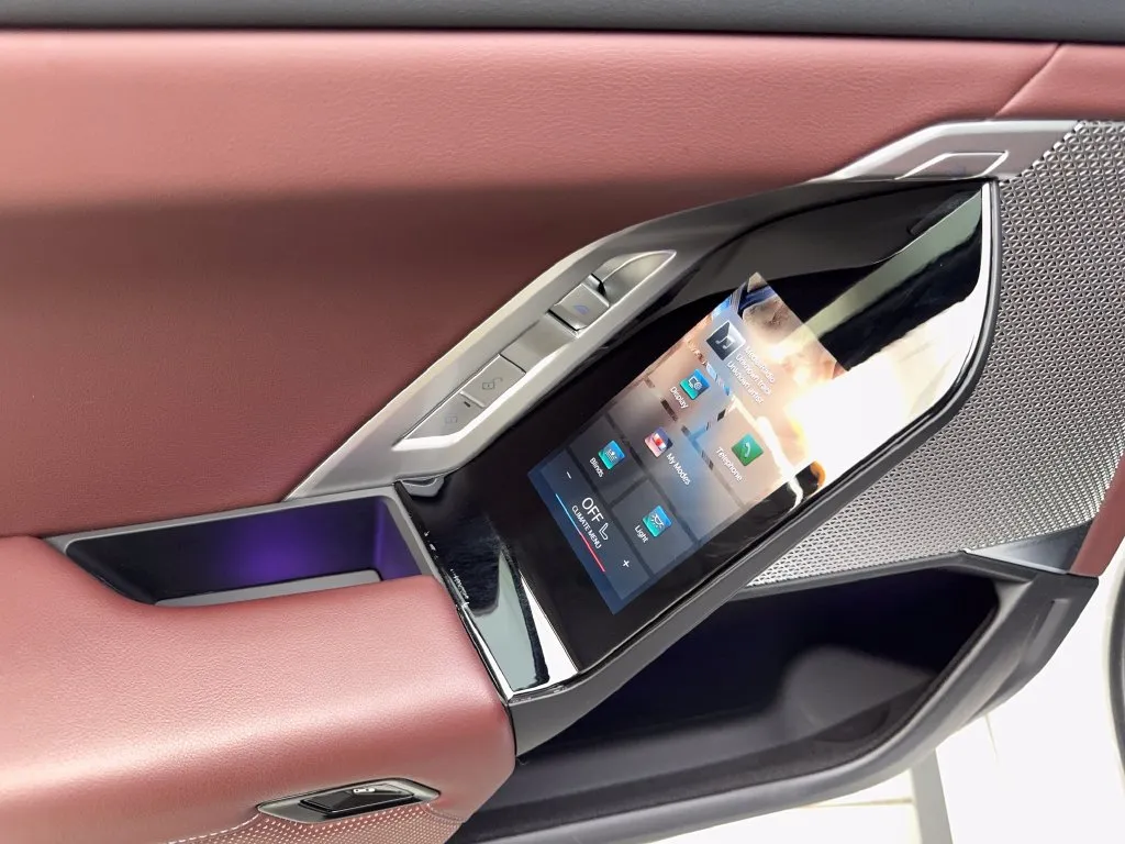 BMW 7 Series photo 39