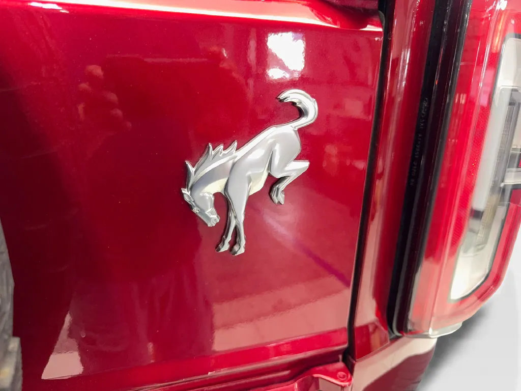 Ford Bronco photo 25