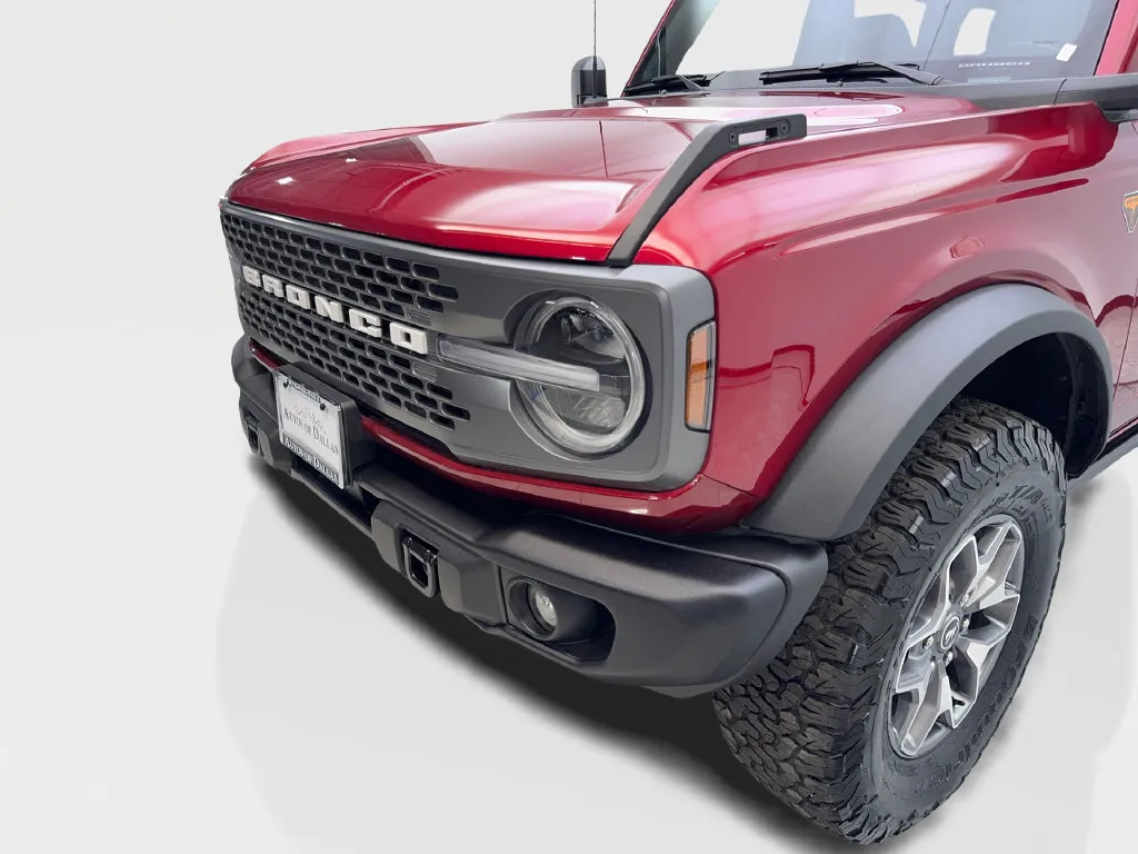 Ford Bronco photo 18