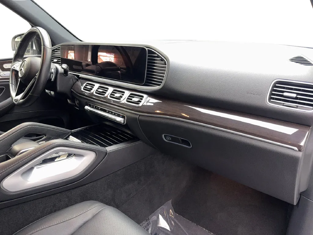 Mercedes-Benz GLE photo 56