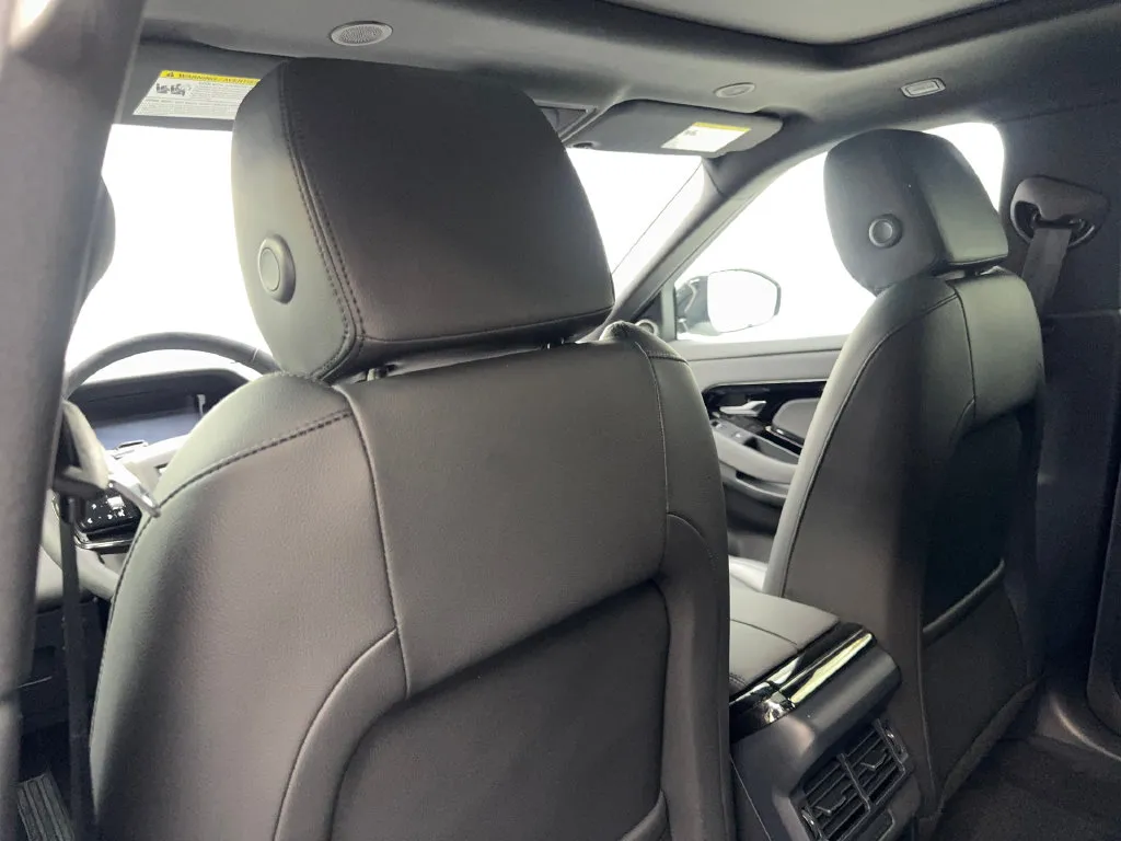 Land Rover Range Rover Evoque photo 37