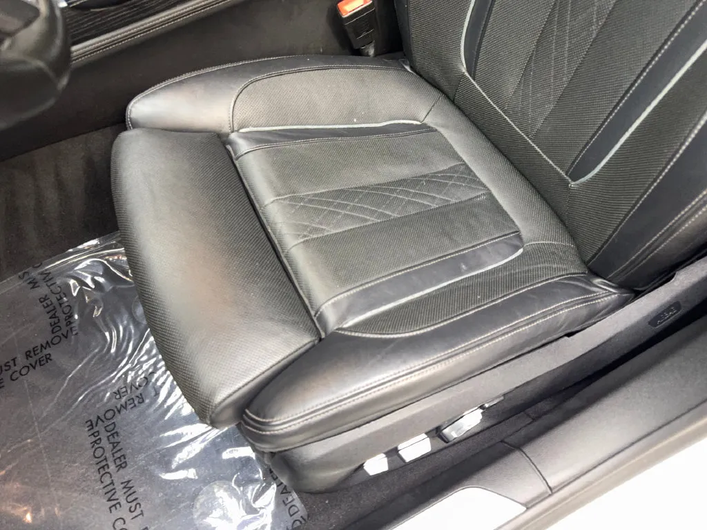BMW 7 Series photo 32