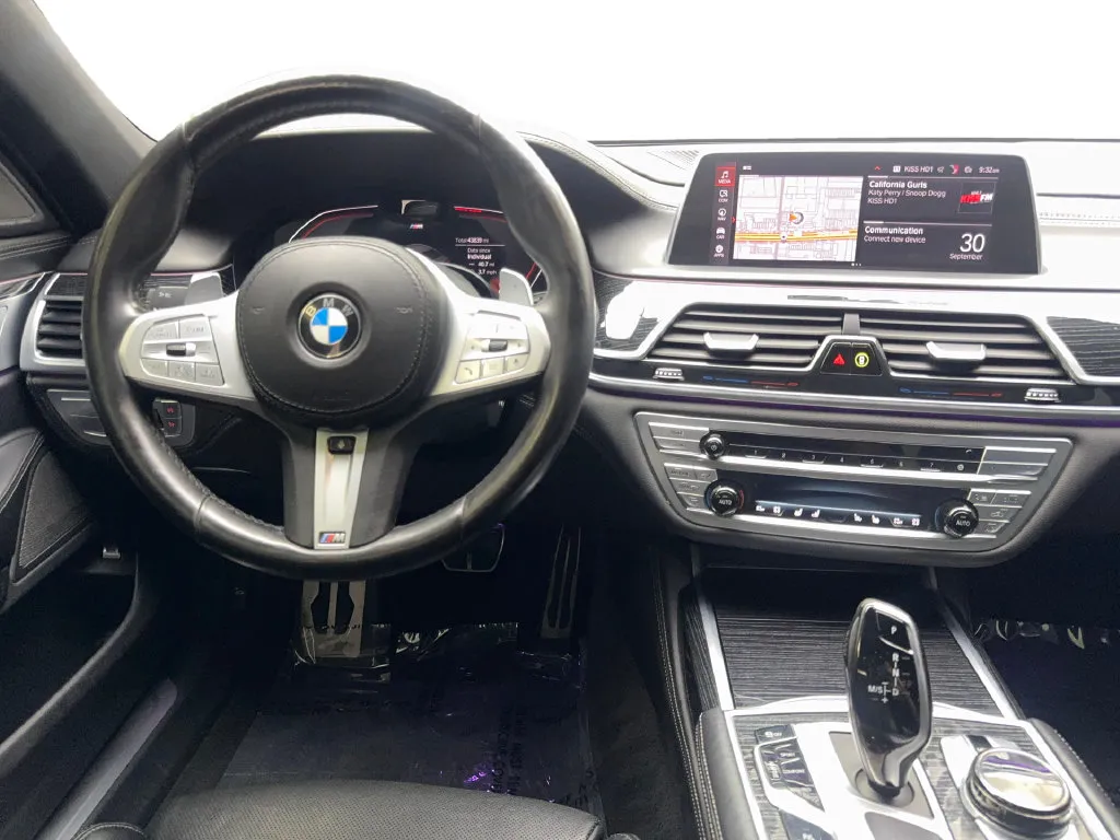 BMW 7 Series photo 56
