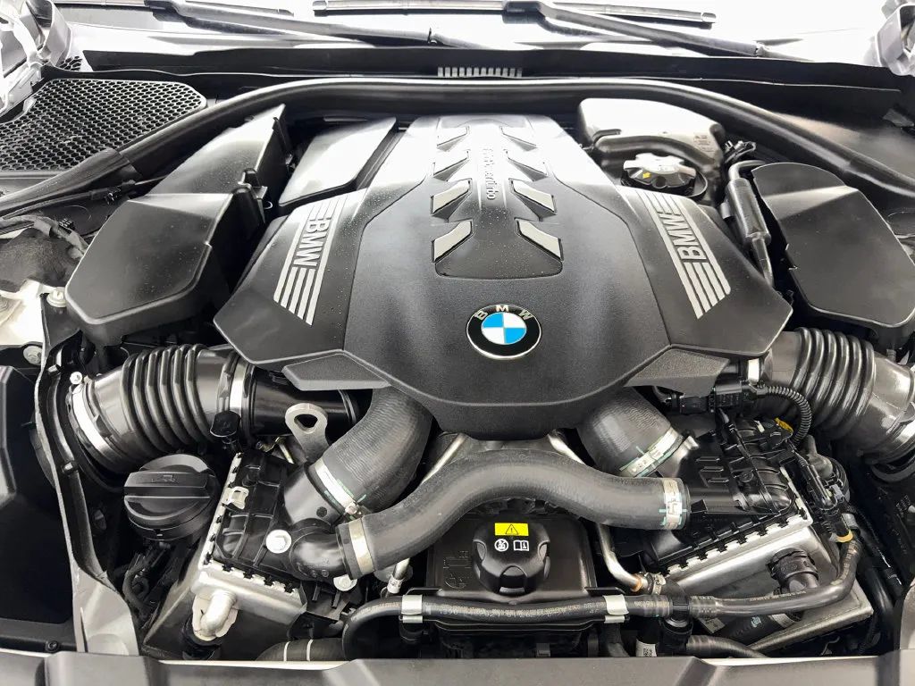 BMW 7 Series photo 79