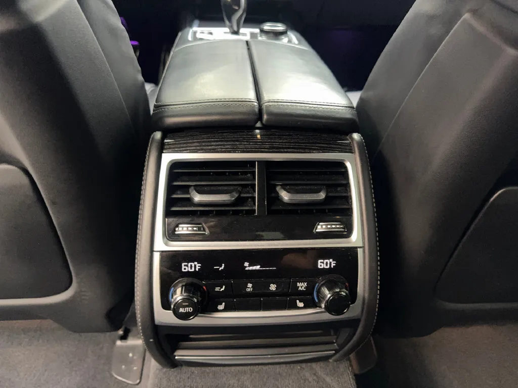 BMW 7 Series photo 74