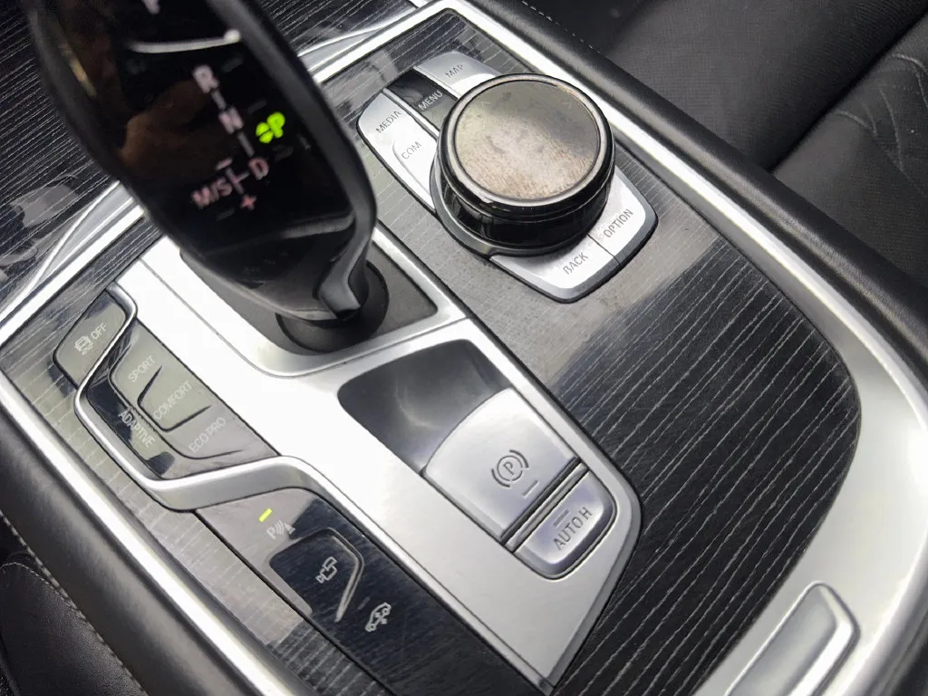 BMW 7 Series photo 72
