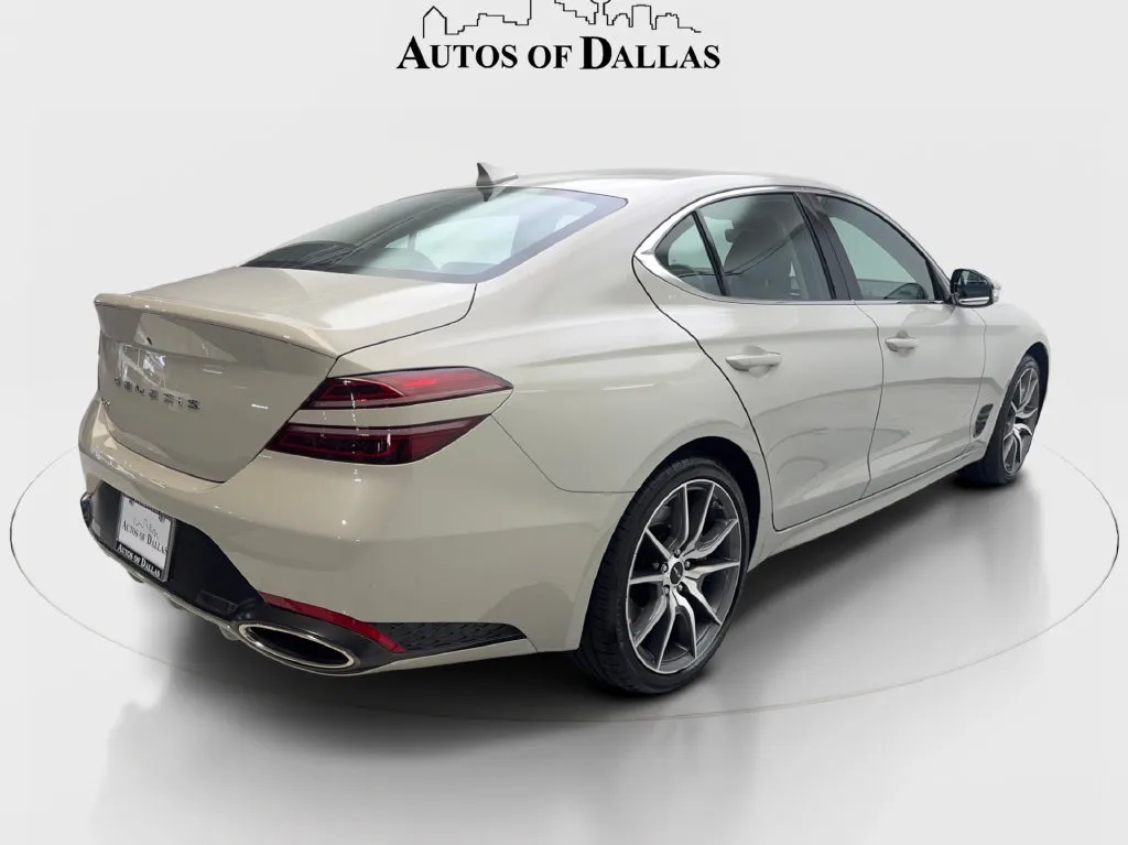 Genesis G70 photo 7
