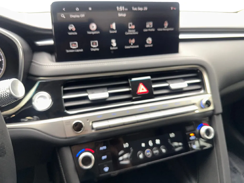 Genesis G70 photo 63