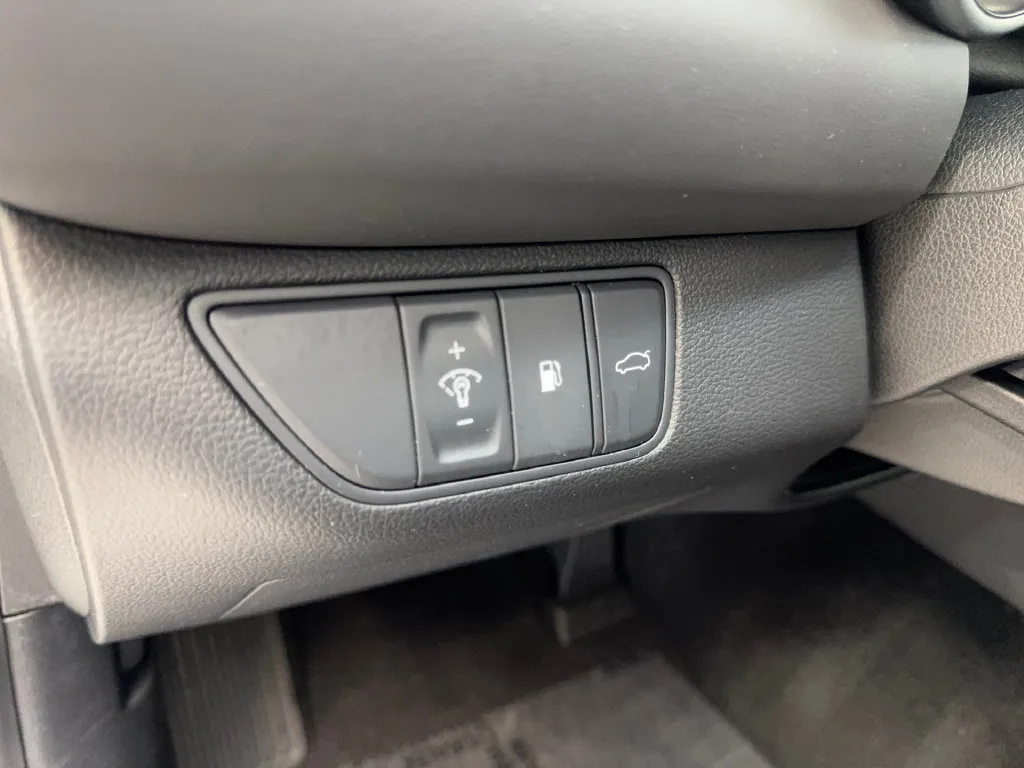Genesis G70 photo 57