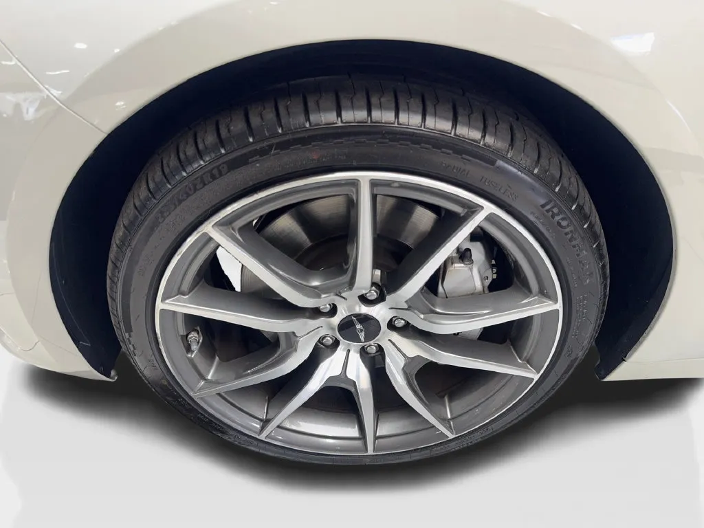 Genesis G70 photo 88