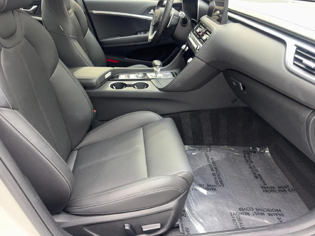 Genesis G70 photo 46