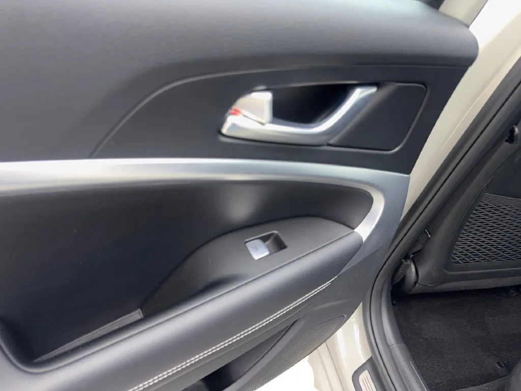 Genesis G70 photo 40