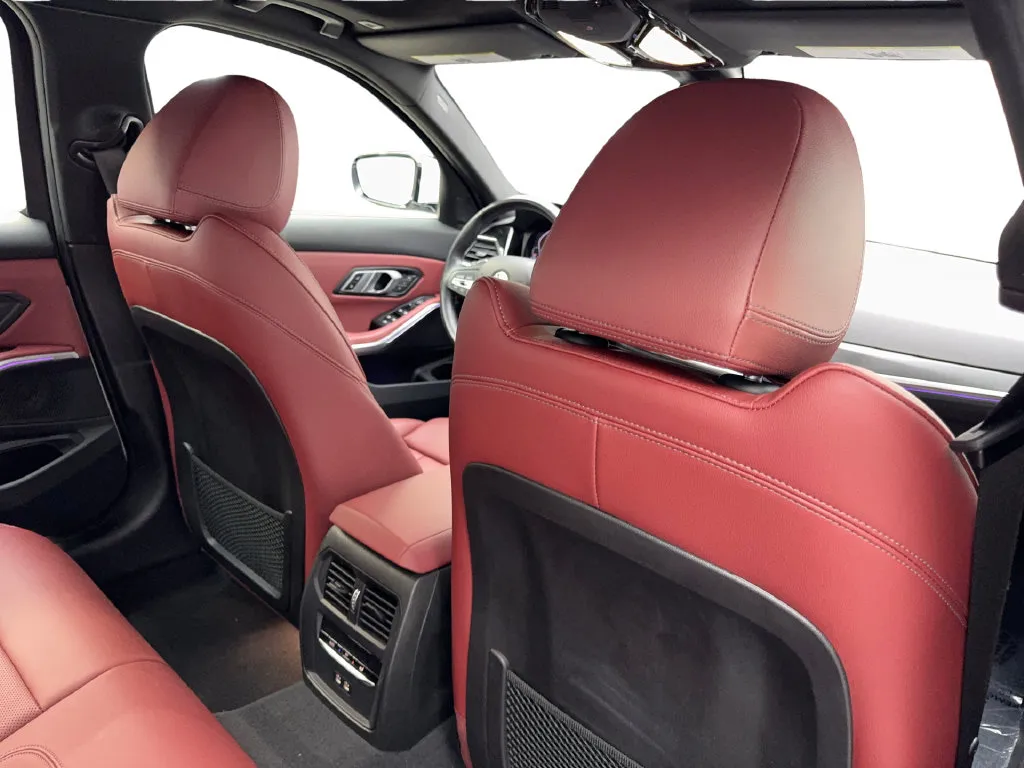 BMW 3 Series photo 42