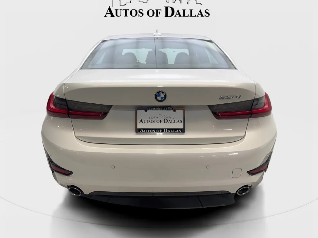 BMW 3 Series photo 8