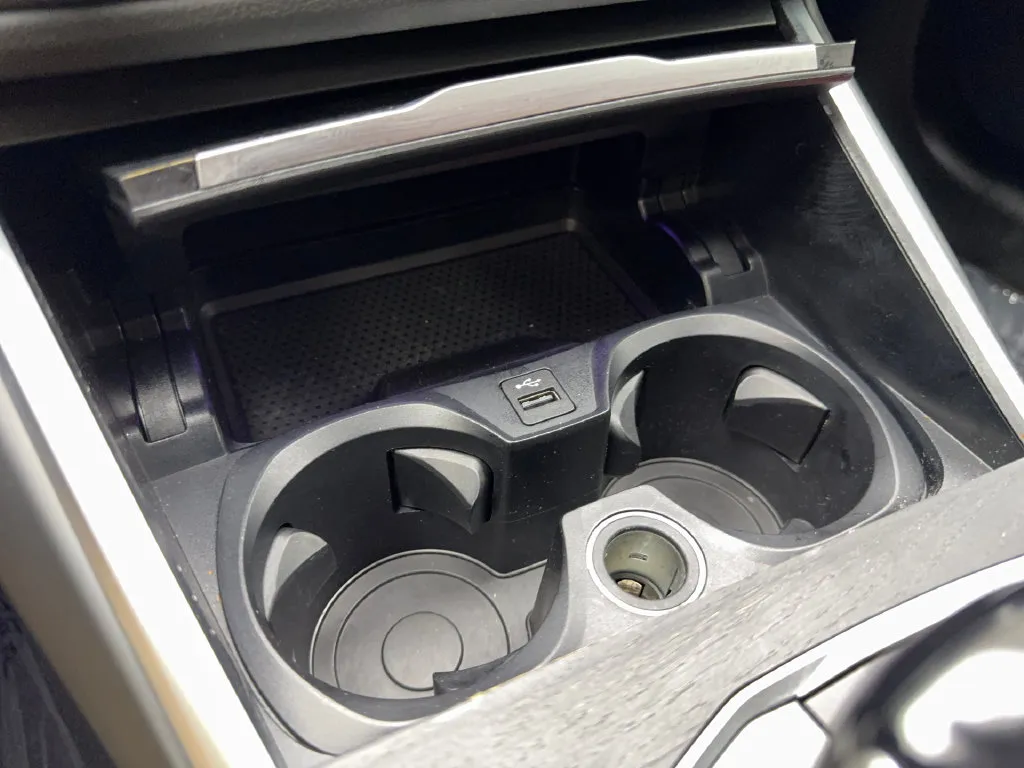 BMW 3 Series photo 69