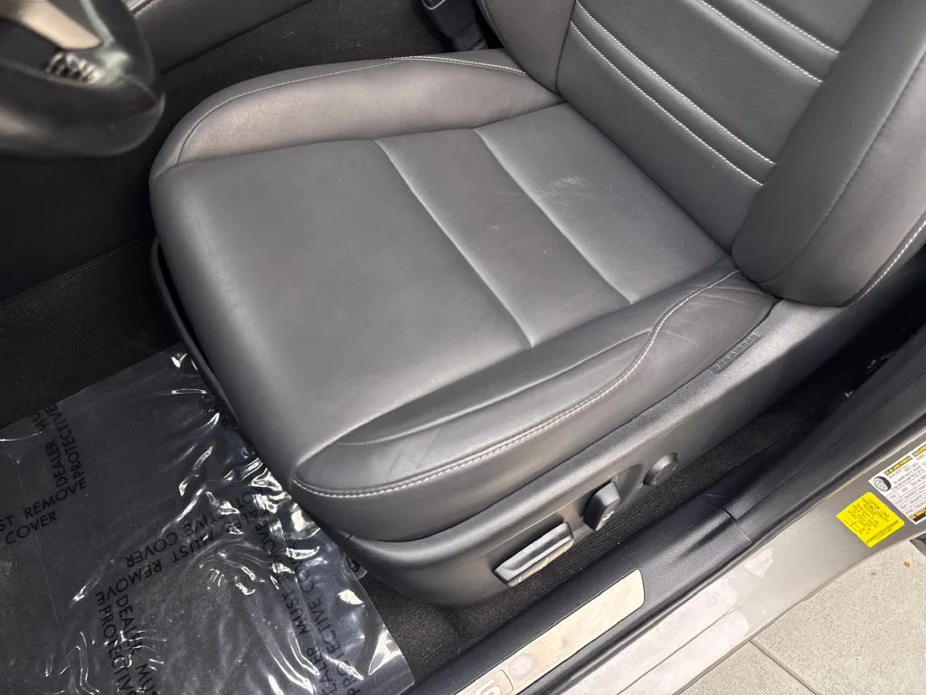 Lexus NX photo 30