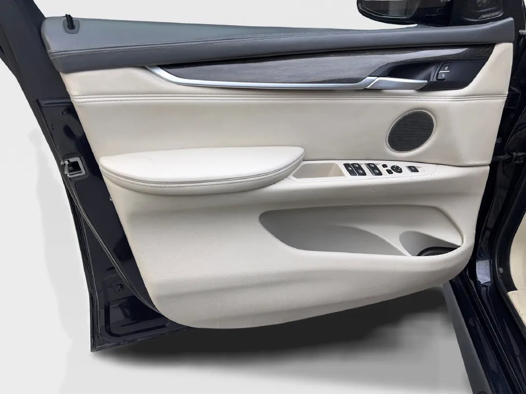 2015 BMW X5 xDrive35i - Photo 32