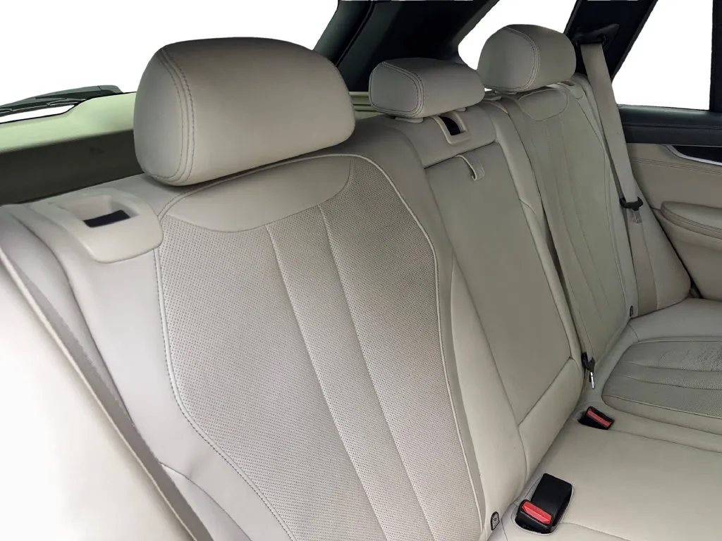 BMW X5 photo 42