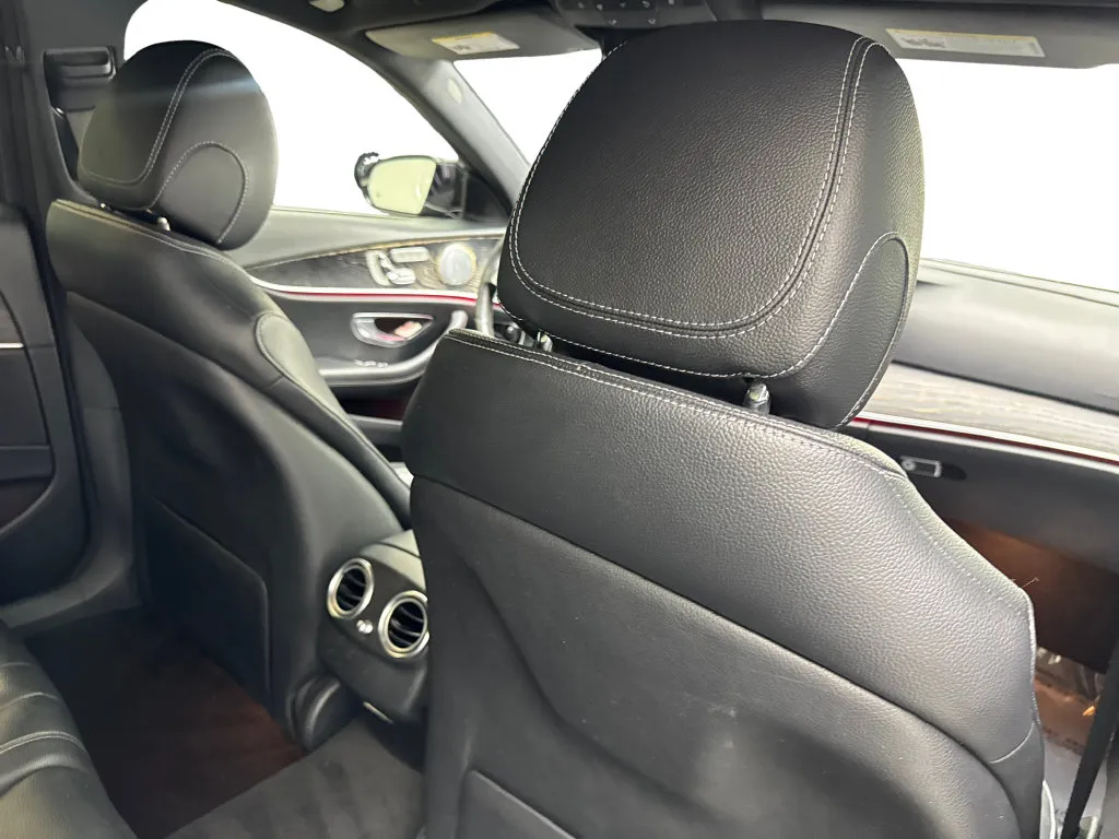 Mercedes-Benz E-Class photo 41