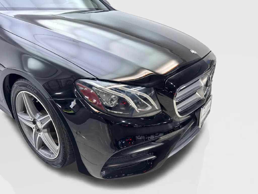 Mercedes-Benz E-Class photo 19