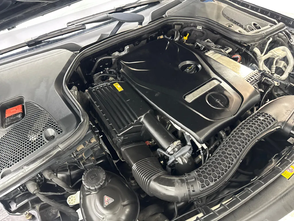 Mercedes-Benz E-Class photo 73