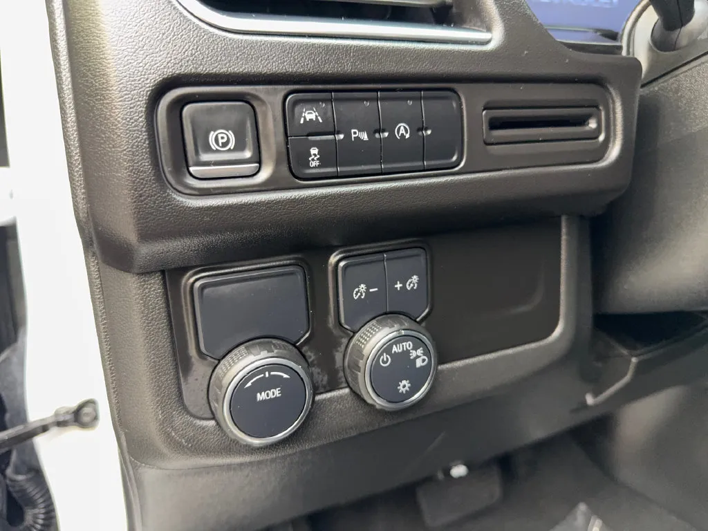 Chevrolet Tahoe photo 61