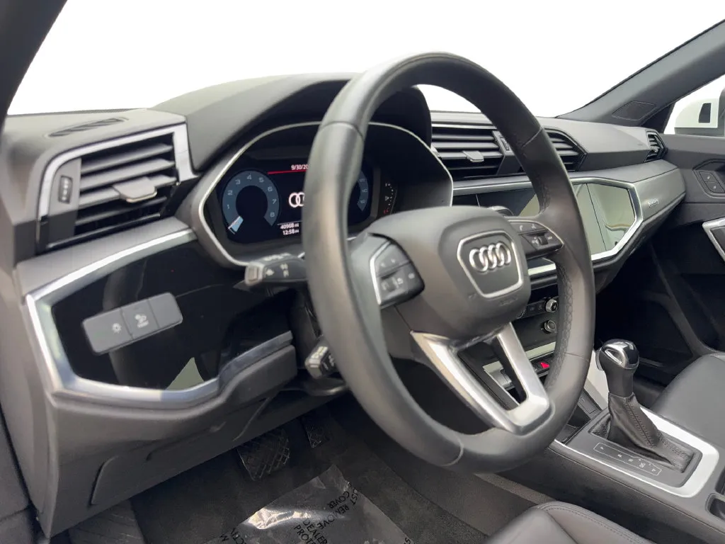 Audi Q3 photo 53