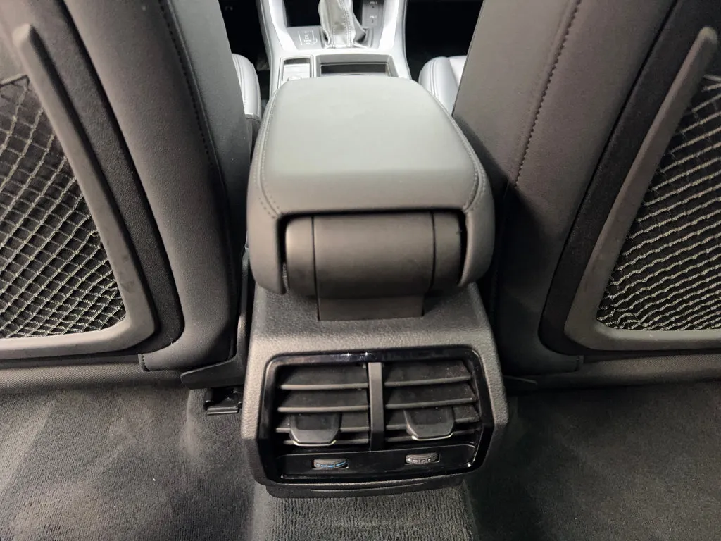 Audi Q3 photo 73