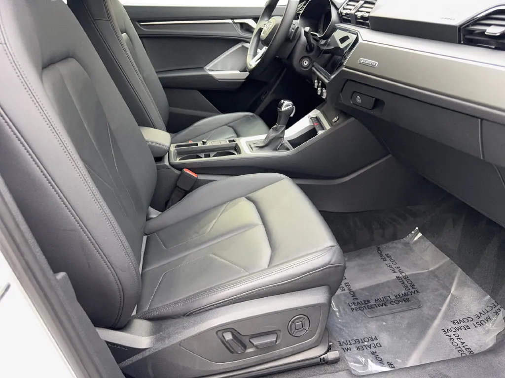 Audi Q3 photo 47
