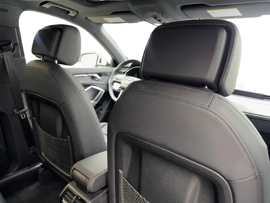 Audi Q3 photo 44
