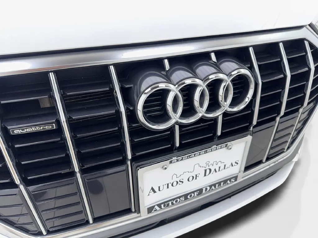 Audi Q3 photo 28