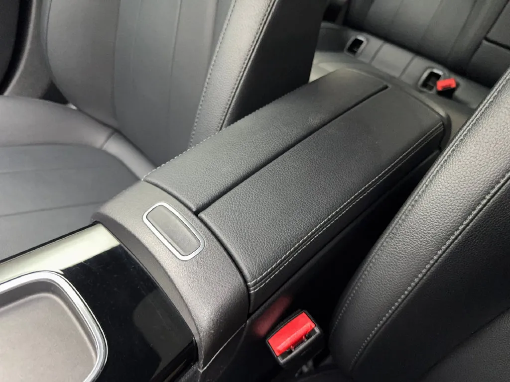 Mercedes-Benz CLA photo 68