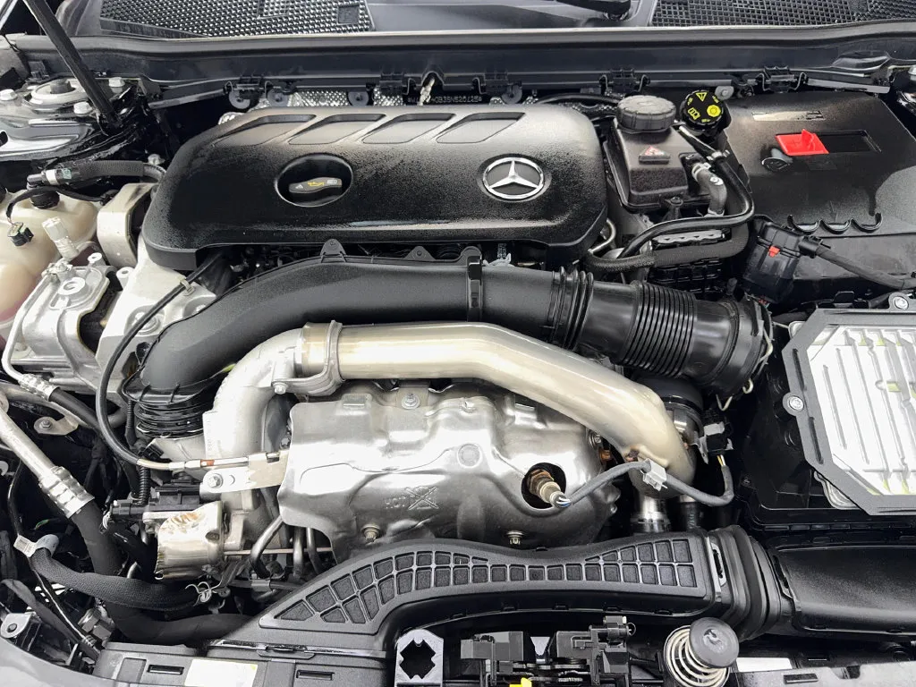 Mercedes-Benz CLA photo 74