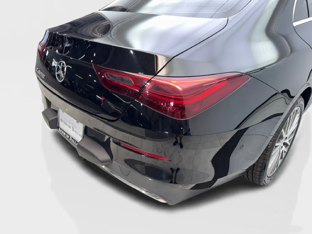 Mercedes-Benz CLA photo 20