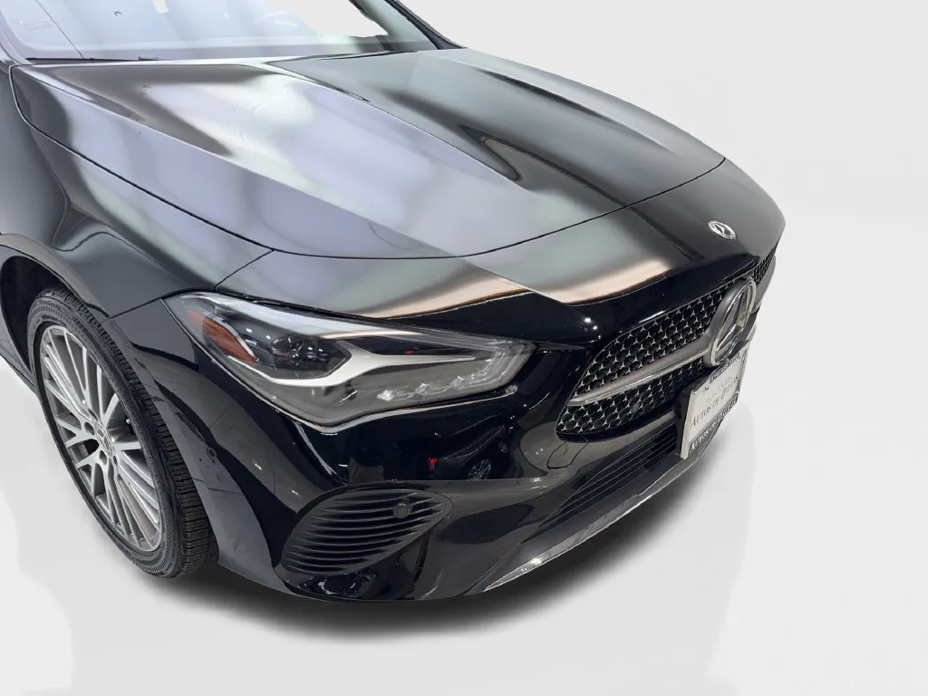 Mercedes-Benz CLA photo 19