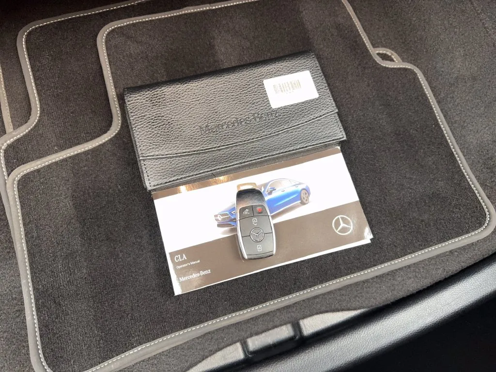 Mercedes-Benz CLA photo 79