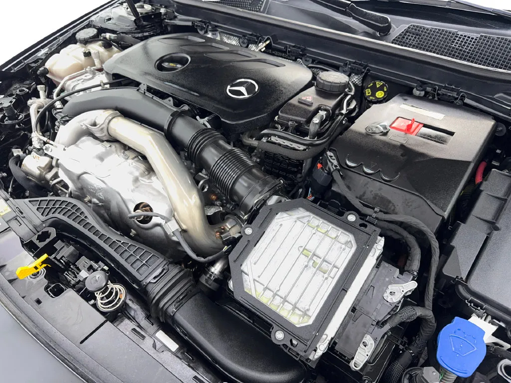 Mercedes-Benz CLA photo 73
