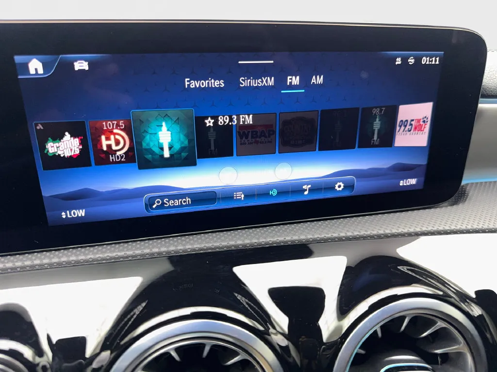 Mercedes-Benz CLA photo 62