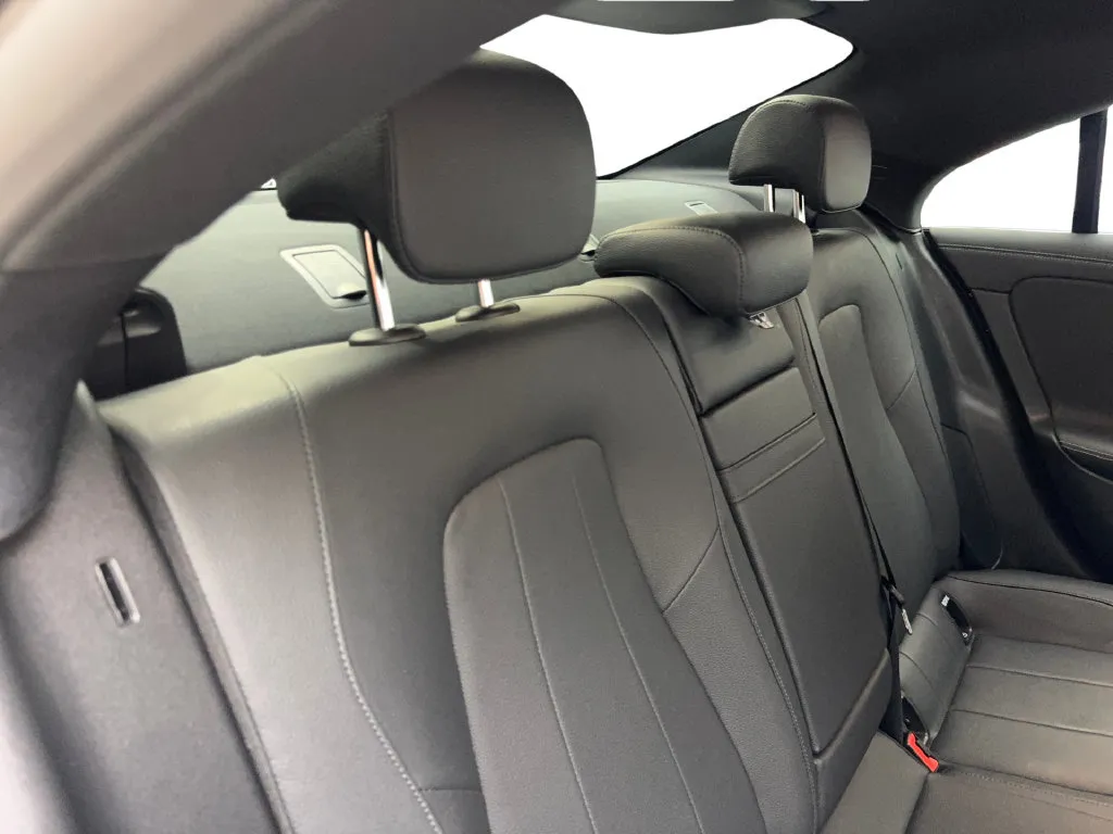 Mercedes-Benz CLA photo 40