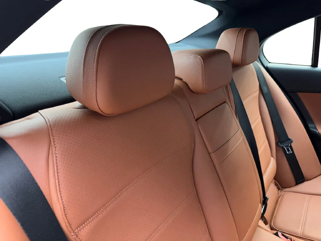 Mercedes-Benz C-Class photo 40