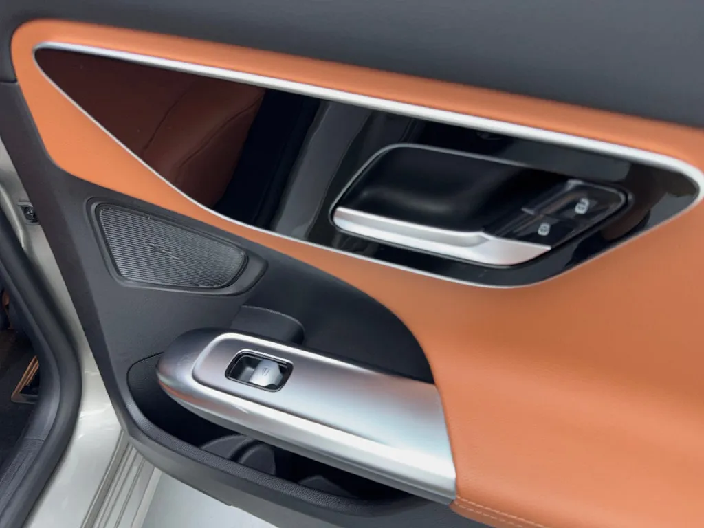 Mercedes-Benz C-Class photo 43