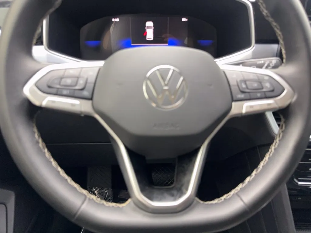 Volkswagen Taos photo 60