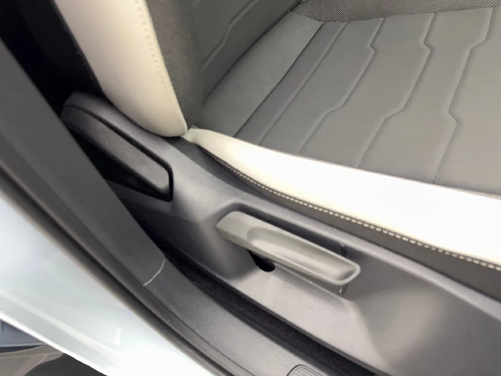 Volkswagen Taos photo 50