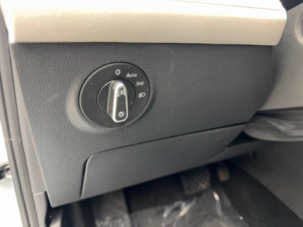 Volkswagen Taos photo 58